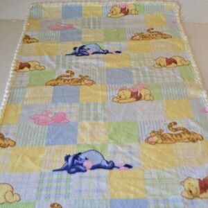 Disney Winnie the Pooh Baby Blanket Fleece With Crochet Edge 45x29